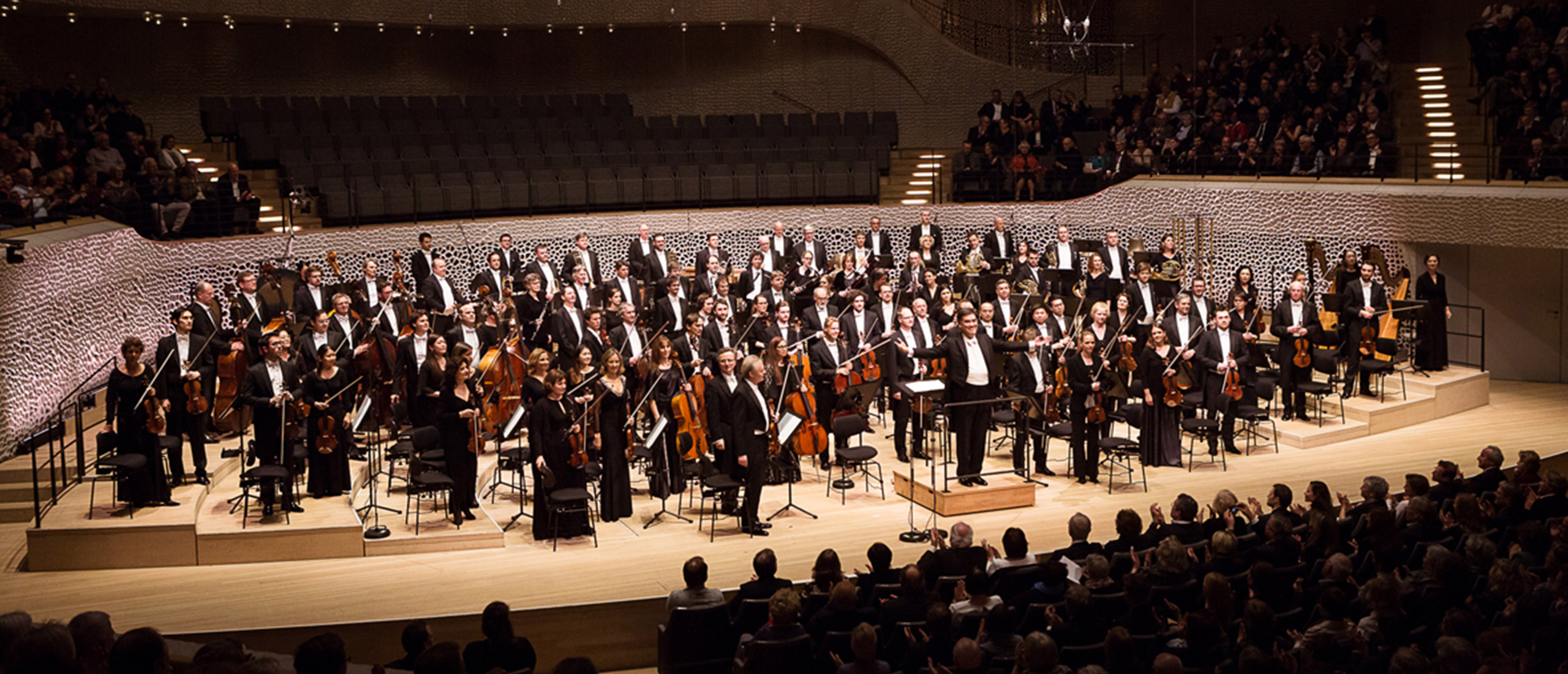 NDR Elbphilharmonie Orchester (© Peter Hundert)