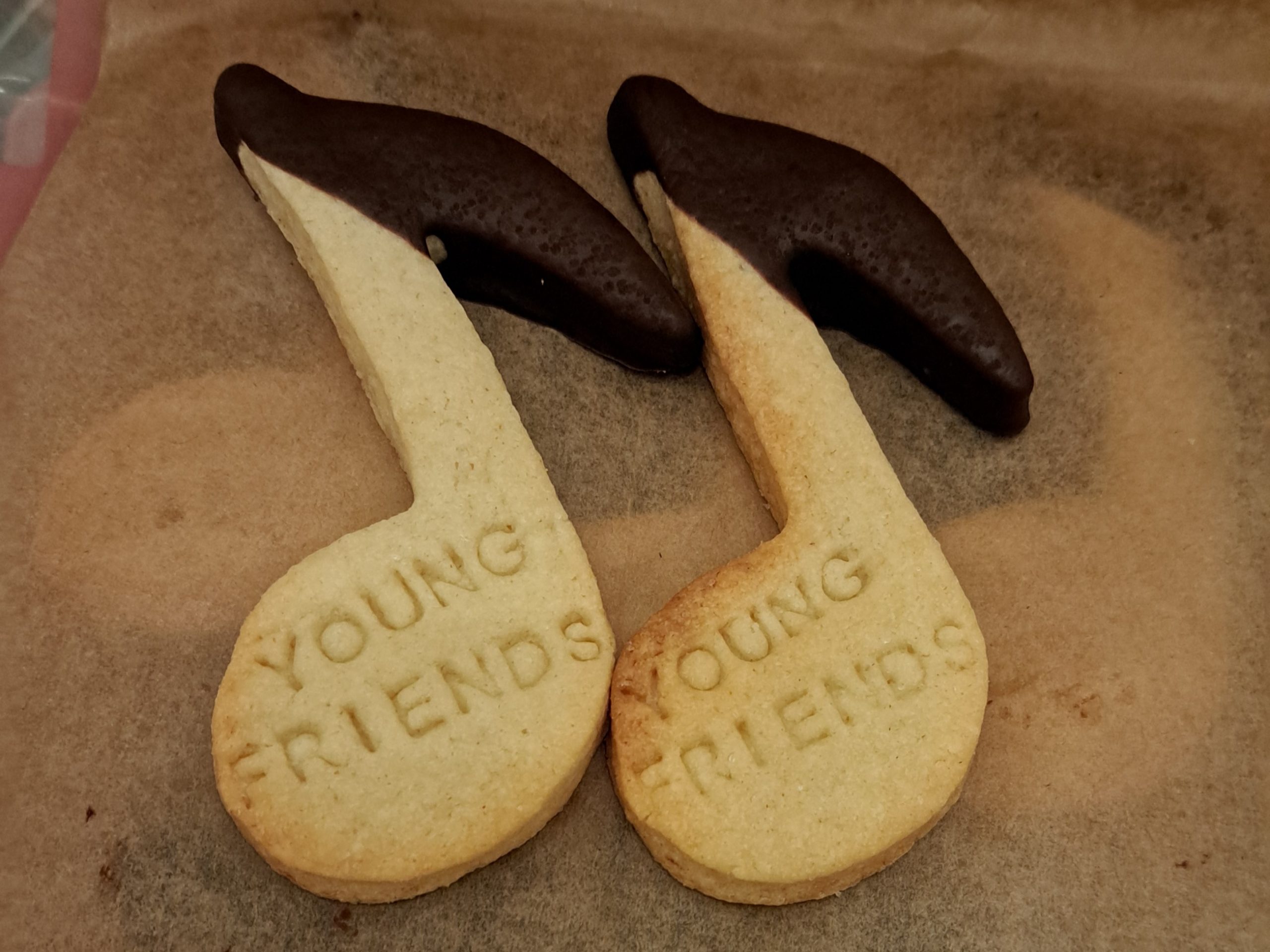 Kekse_Young Friends of EO_c_ Carolin Stöckl